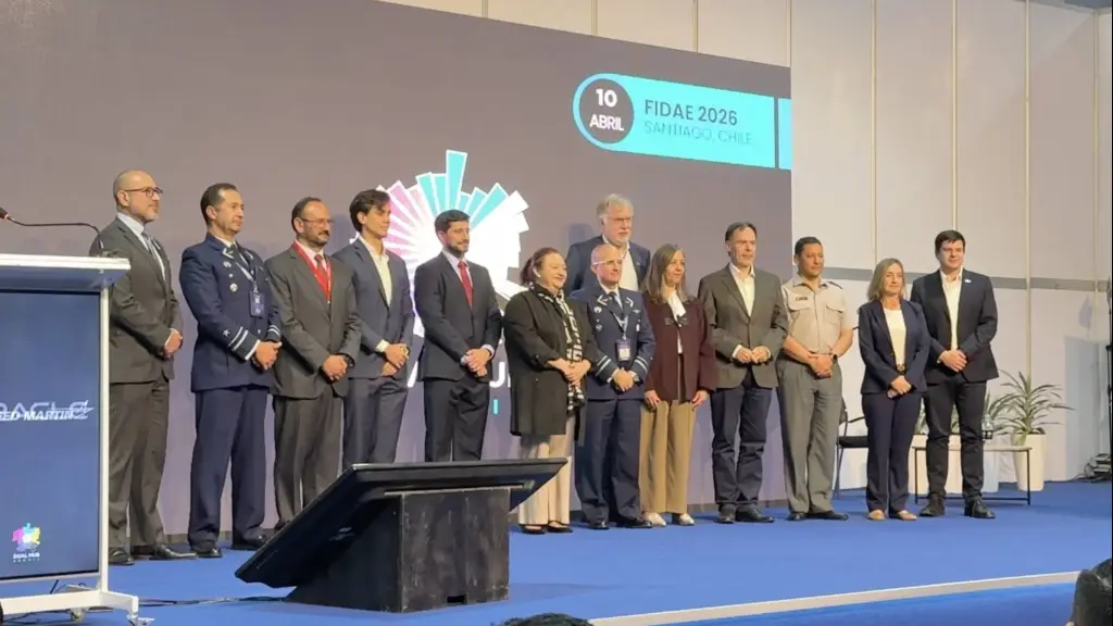 4o Dual Hub Summit by Know Hub en FIDAE