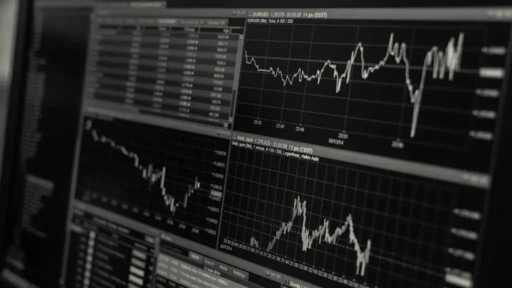 valores, comercio, monitor, negocio, finanzas, intercambio, inversión, mercado, datos, grafico, economía, financiero, divisa, gráfico, información, tecnología, ganancia, divisas, velocidad, cambio de divisas, análisis, estadística, fondos, digital, vender ,Pixabay