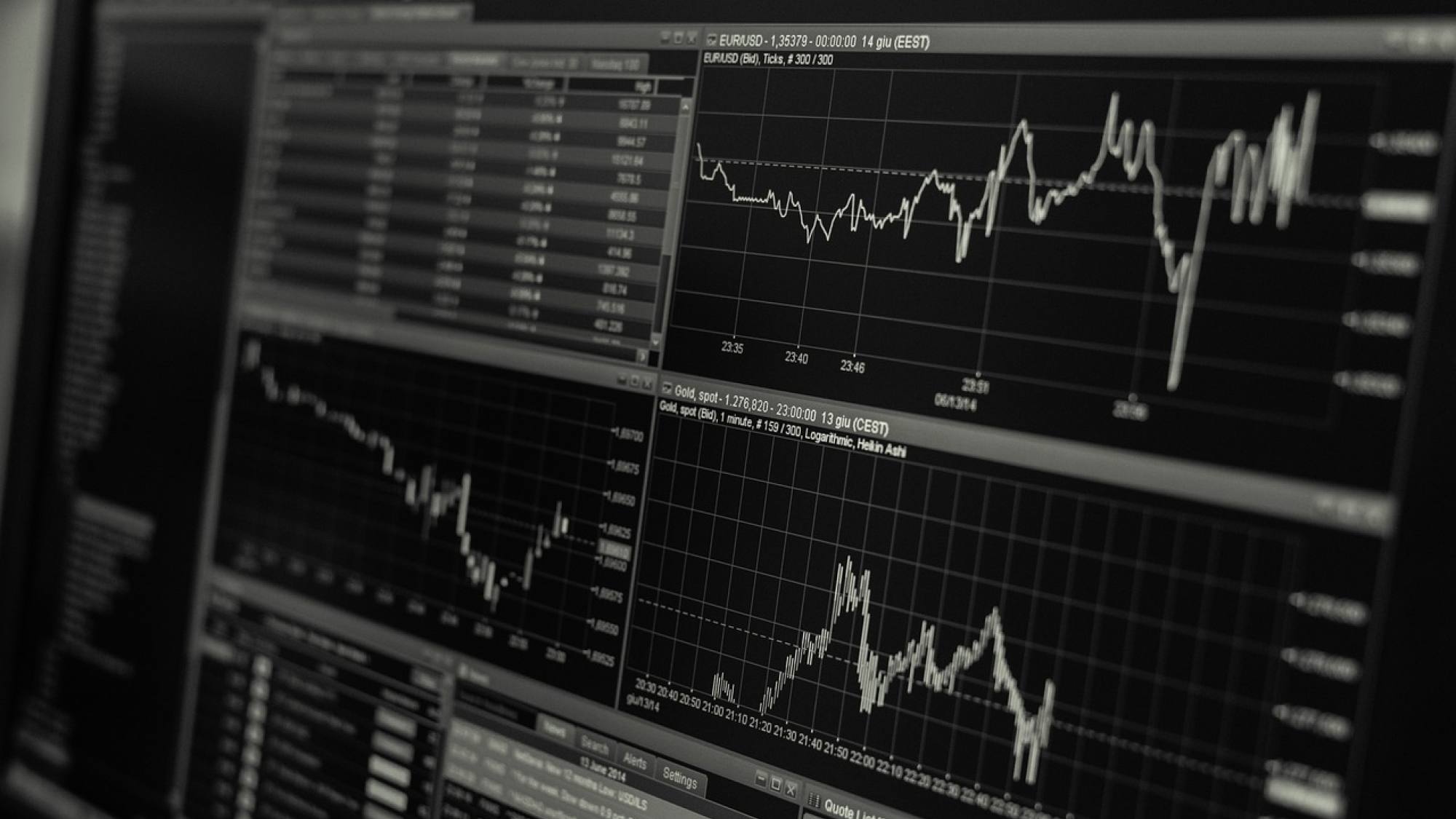 valores, comercio, monitor, negocio, finanzas, intercambio, inversión, mercado, datos, grafico, economía, financiero, divisa, gráfico, información, tecnología, ganancia, divisas, velocidad, cambio de divisas, análisis, estadística, fondos, digital, vender, Pixabay