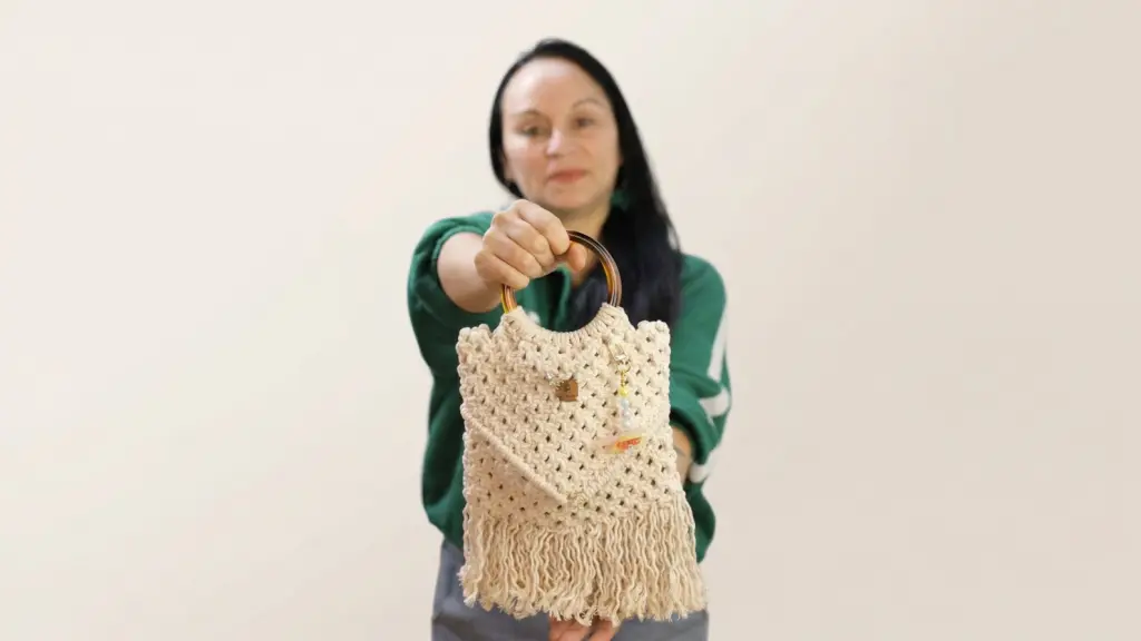 Más que accesorios: MacraLore y el poder de la moda emocional ,MacraLore 