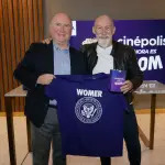 firma del convenio WOM y Cinépolis ,Gentileza