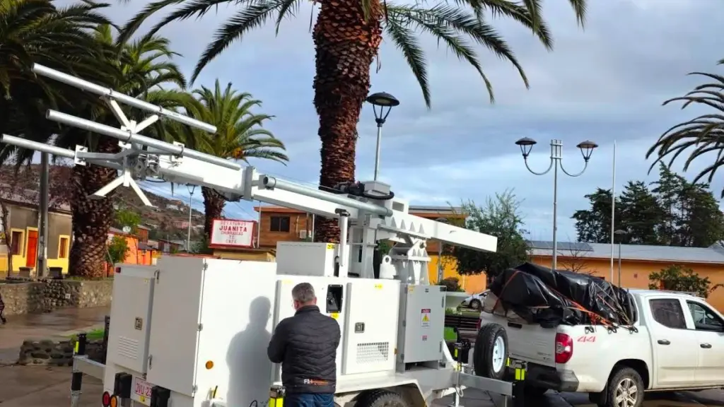 Despliegan 7 carros móviles de emergencia y activan roaming automático ,MTTChile